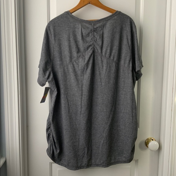 Danskin Athletic Short Sleeve Tee NWT - Picture 5 of 7